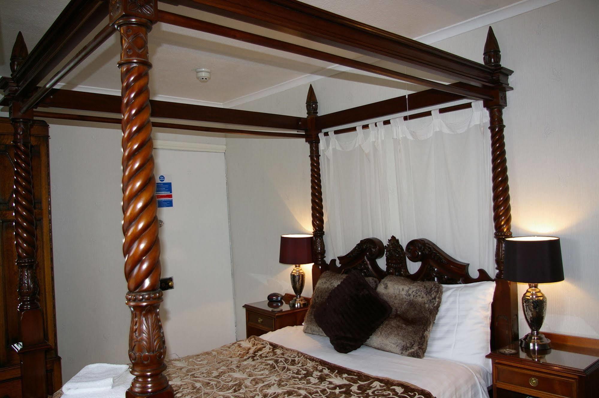 Elen'S Castle Hotel Dolwyddelan エクステリア 写真